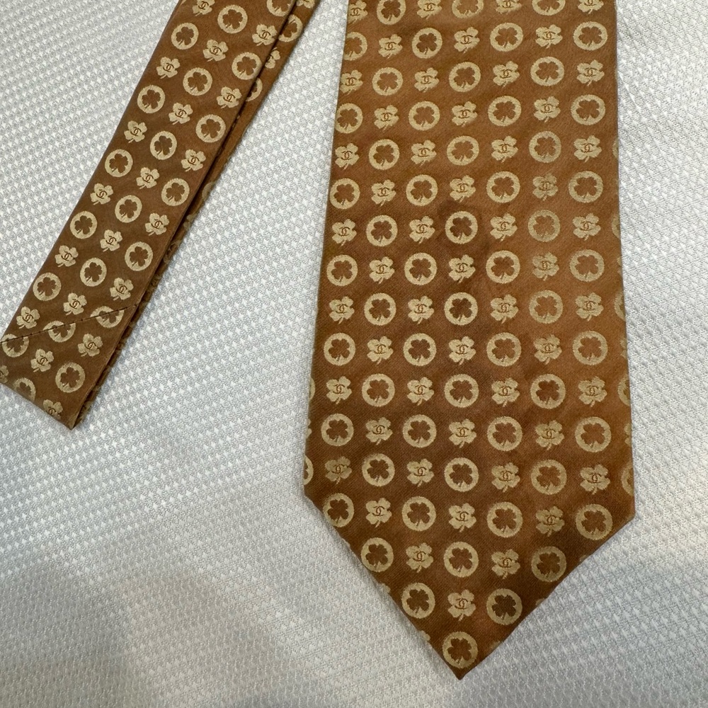 Authentic CHANEL men’s silk necktie - Picture 8 of 9